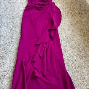Vince Camuto Stunning Fuchsia Evening Gown Dress